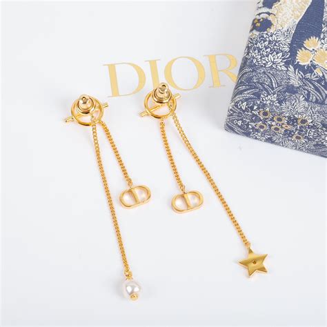 耳环 Dior